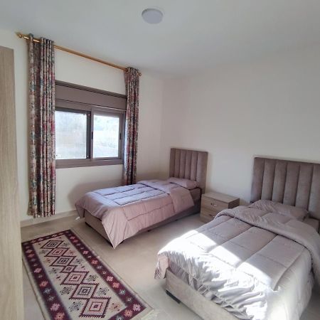 Red Rose City Apartment Wadi Musa Exterior foto